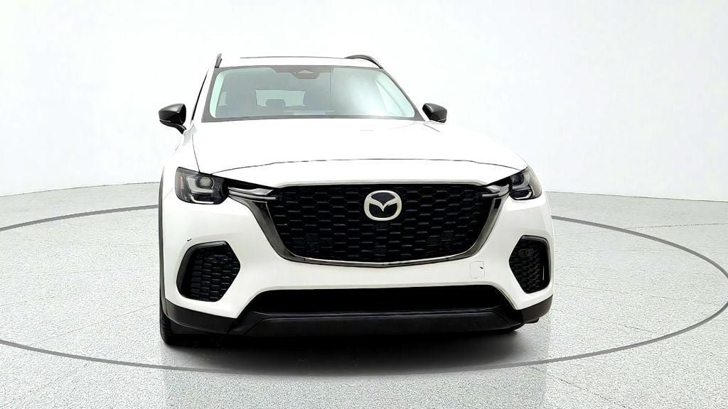 Used 2025 MAZDA CX-70 3.3 Turbo w/ Preferred Package AWD/4WD image 2