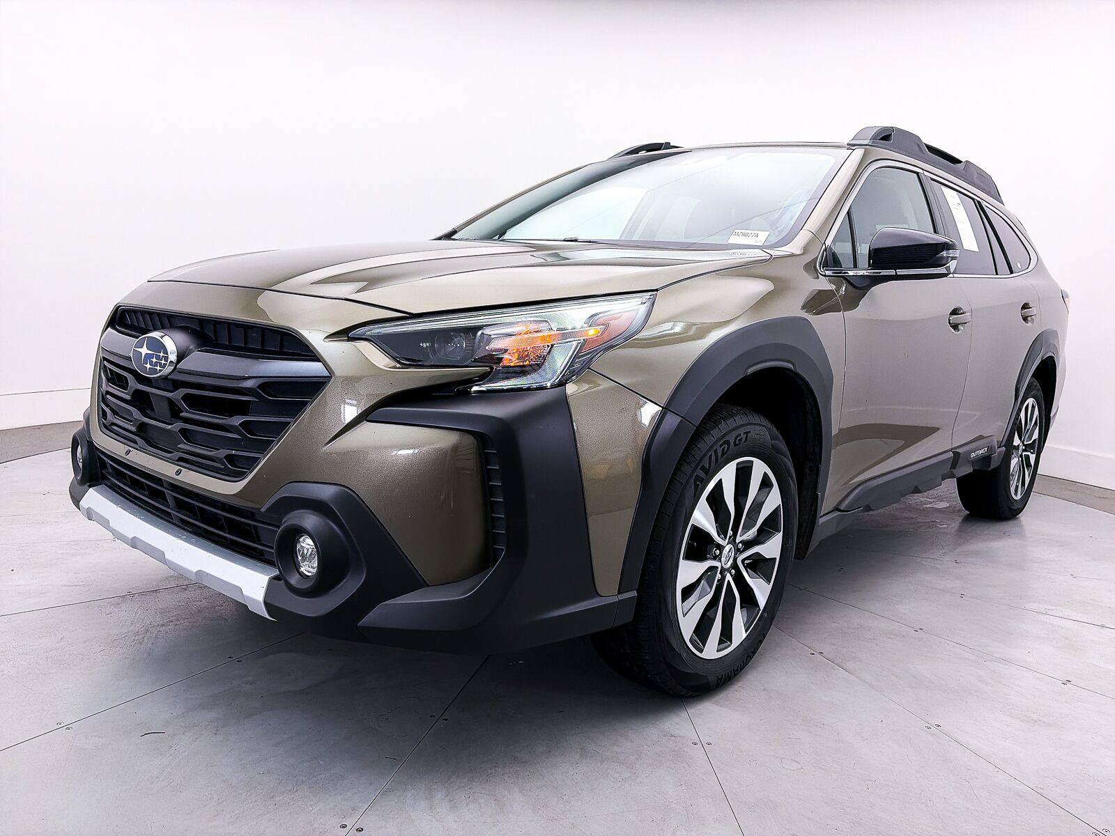 Used 2024 Subaru Outback Limited AWD/4WD image 14