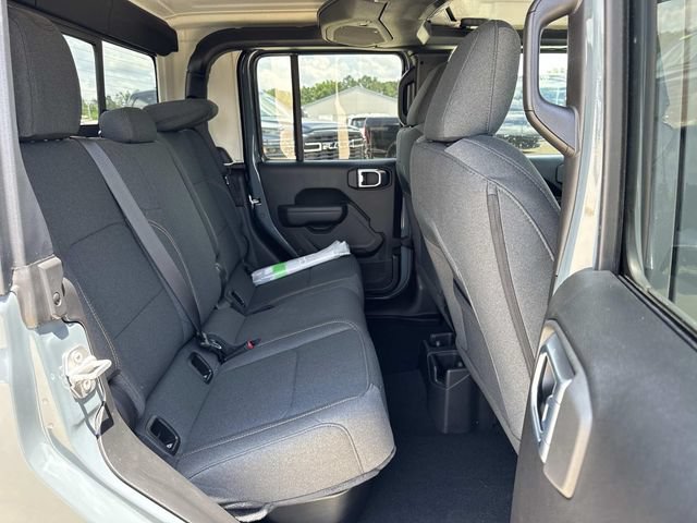 New 2026 Jeep Gladiator Sport AWD/4WD image 12