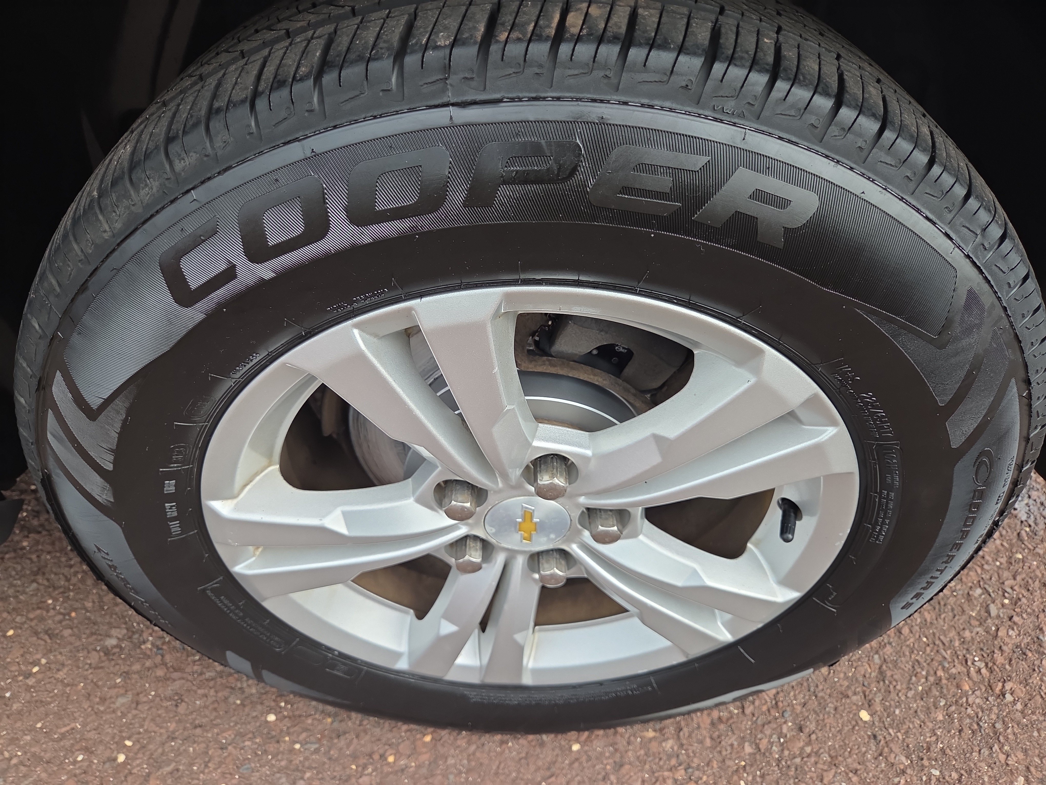 Used 2015 Chevrolet Equinox LT AWD/4WD image 11