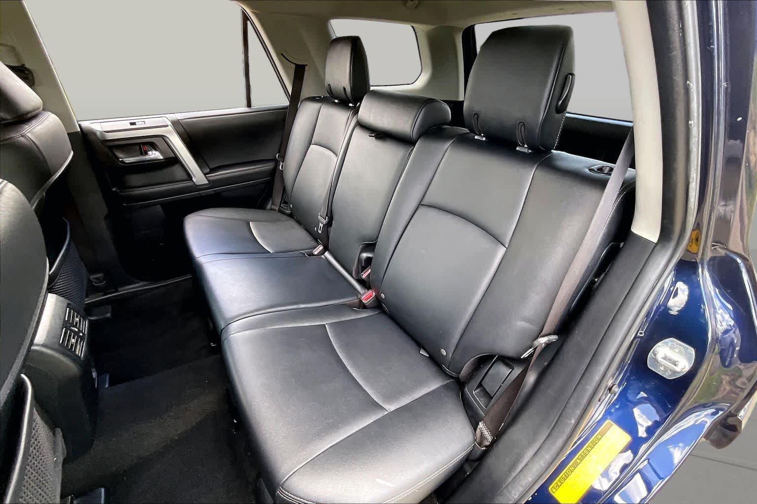 Used 2024 Toyota 4Runner TRD Sport AWD/4WD image 19