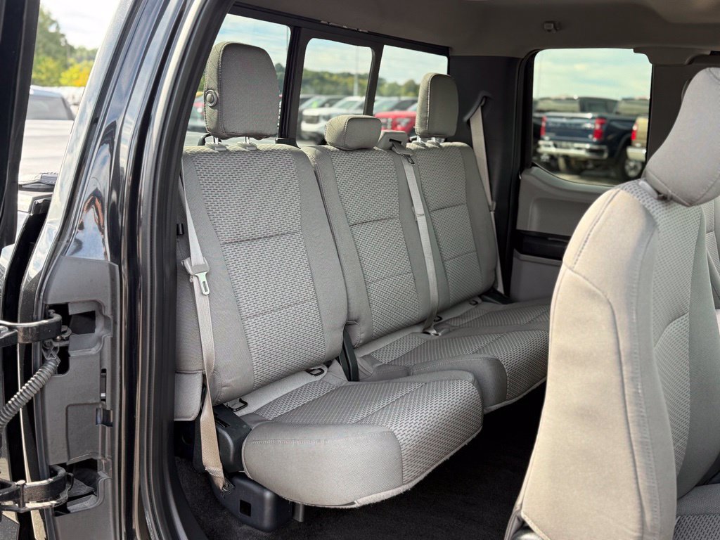 Used 2015 Ford F150 XLT w/ Equipment Group 302A Luxury AWD/4WD image 15