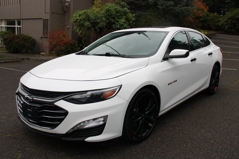 Used 2020 Chevrolet Malibu LT FWD image 1