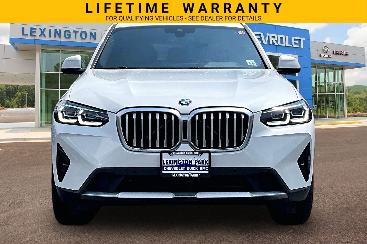 Used 2022 BMW X3 xDrive30i w/ Premium Package 2 AWD/4WD image 3
