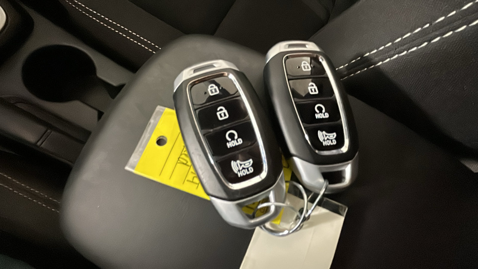 Certified 2024 Hyundai Venue SEL FWD image 25