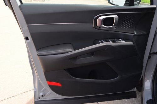 New 2026 Kia Sorento S w/ S Panoramic Sunroof Package image 38