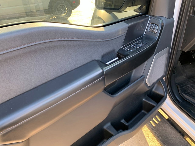 Used 2022 Ford F150 Raptor w/ Equipment Group 801A High AWD/4WD image 25