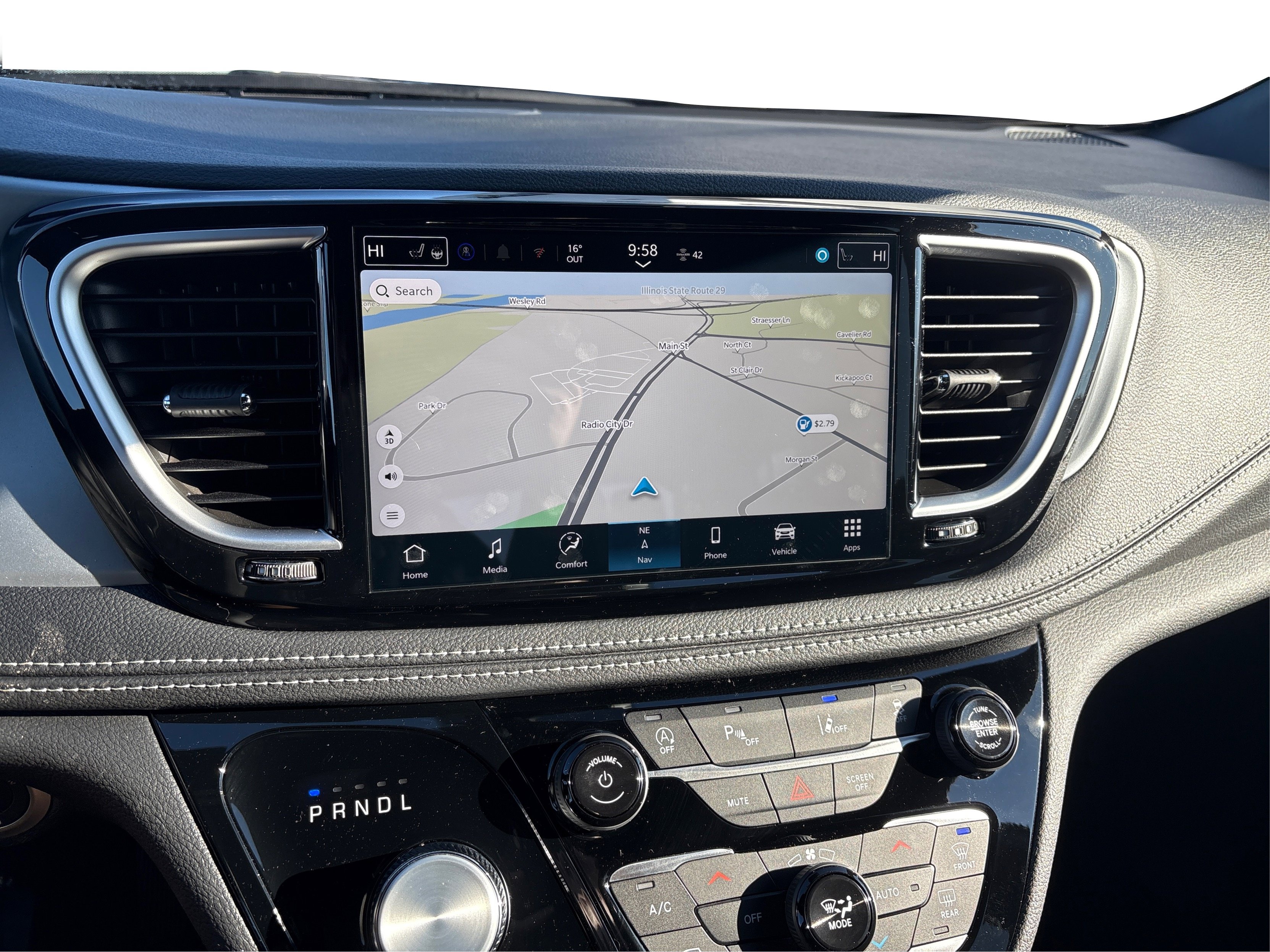 New 2026 Chrysler Pacifica Limited image 26