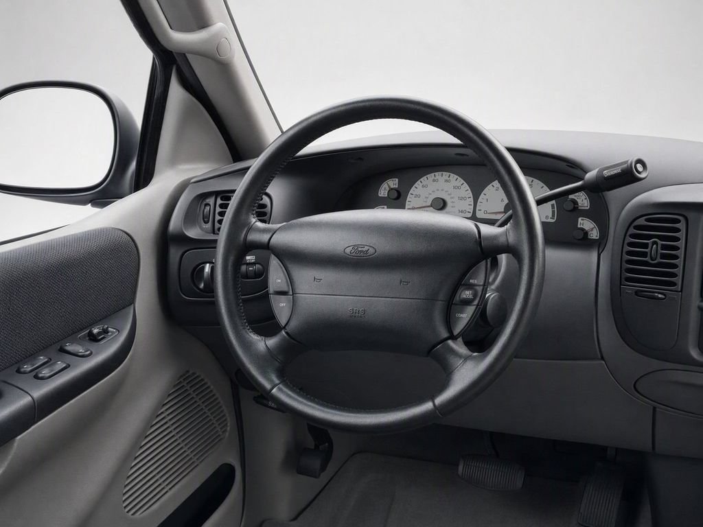 Used 2001 Ford F150 Lightning RWD image 32