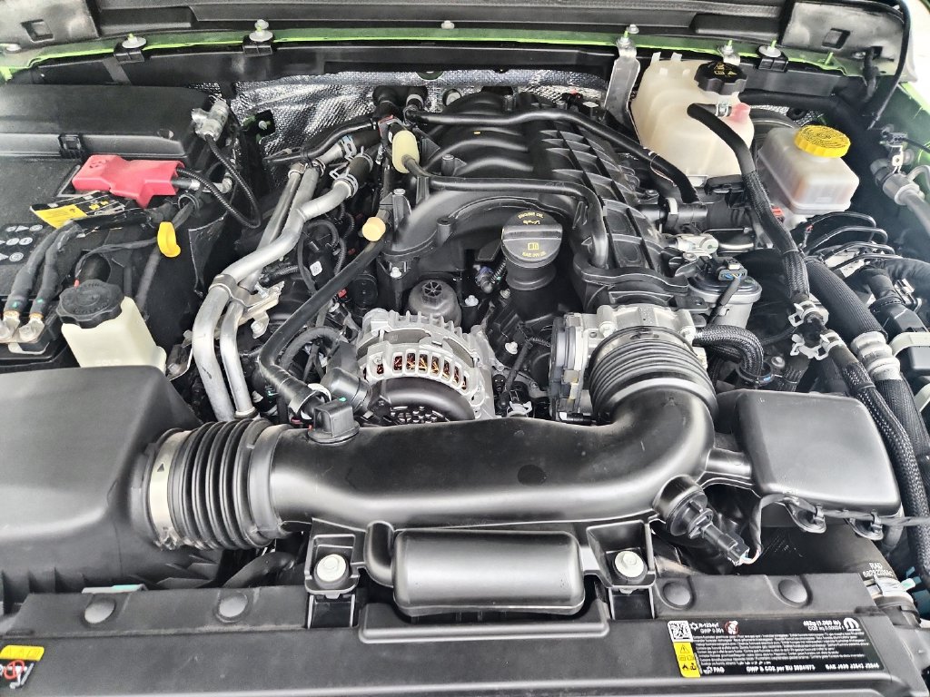 Certified 2025 Jeep Wrangler Sport AWD/4WD image 37