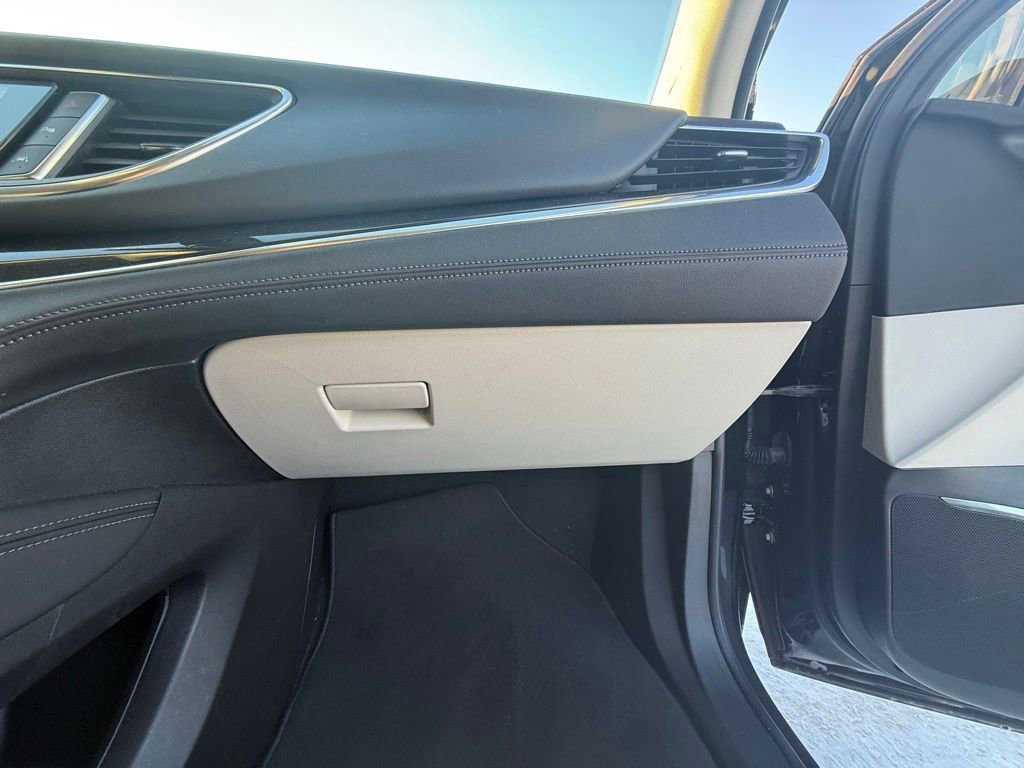 Used 2024 Buick Enclave Essence w/ Experience Buick Package image 30