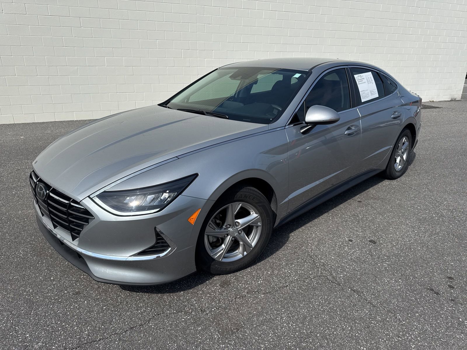 Used 2021 Hyundai Sonata SE image 1