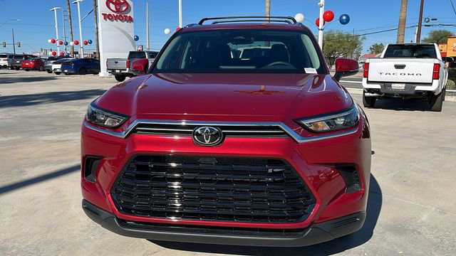 New 2026 Toyota Grand Highlander XLE image 2