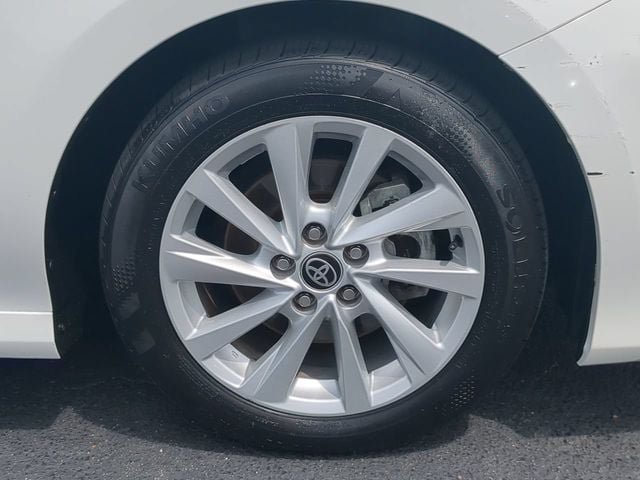 Used 2023 Toyota Camry LE FWD image 10