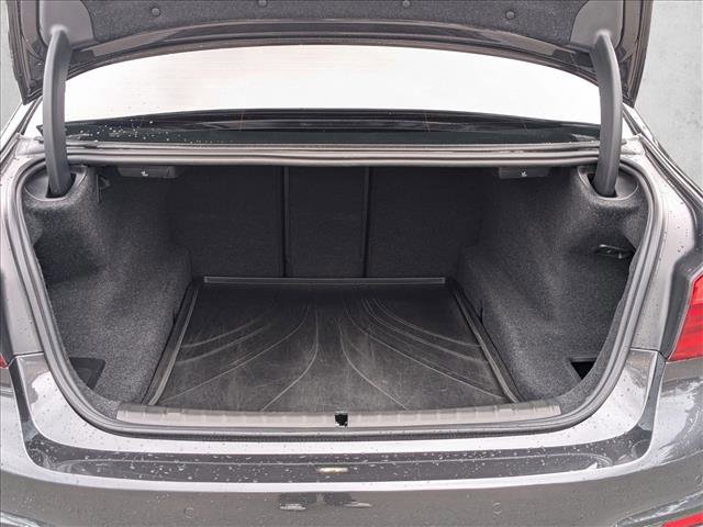 Used 2019 BMW 540i w/ M Sport Package image 6