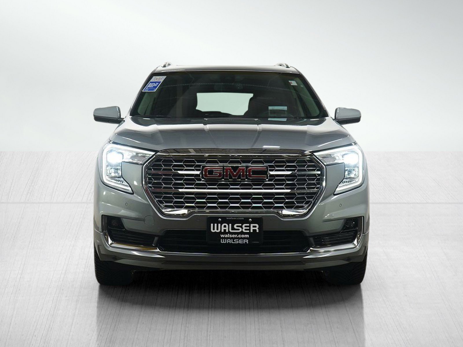 Used 2023 GMC Terrain Denali AWD/4WD image 8