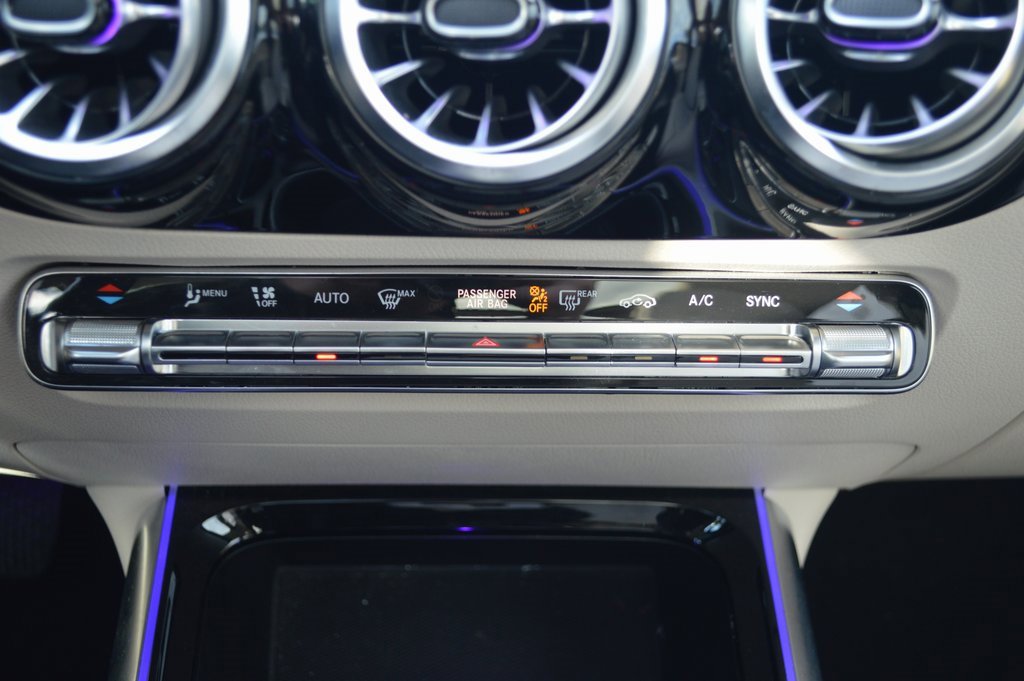 Certified 2023 Mercedes-Benz GLA 250 image 27