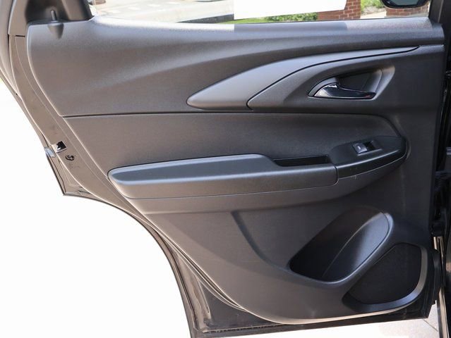 Used 2024 Chevrolet TrailBlazer RS w/ Driver Confidence Package FWD image 19
