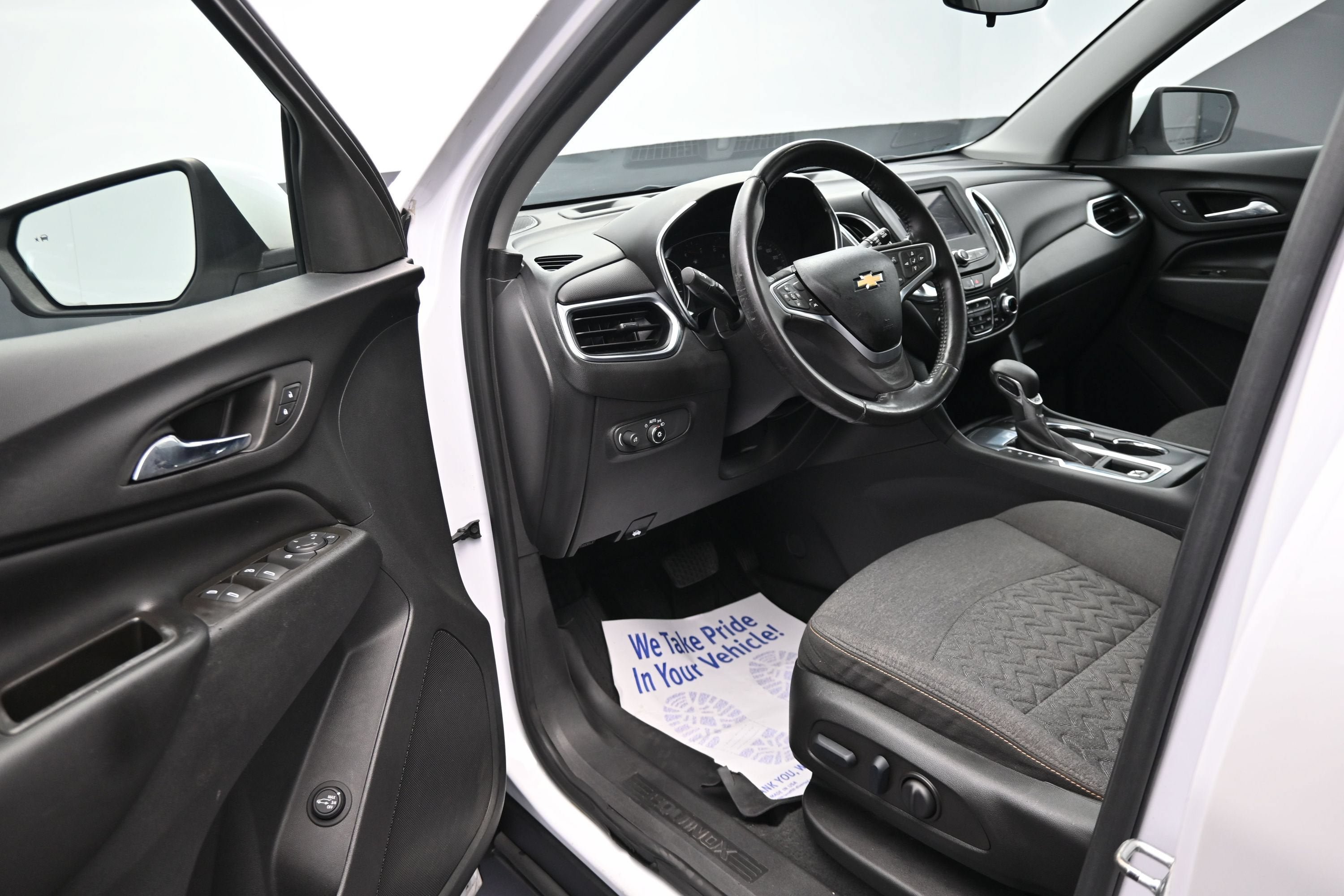 Used 2022 Chevrolet Equinox LT FWD image 9