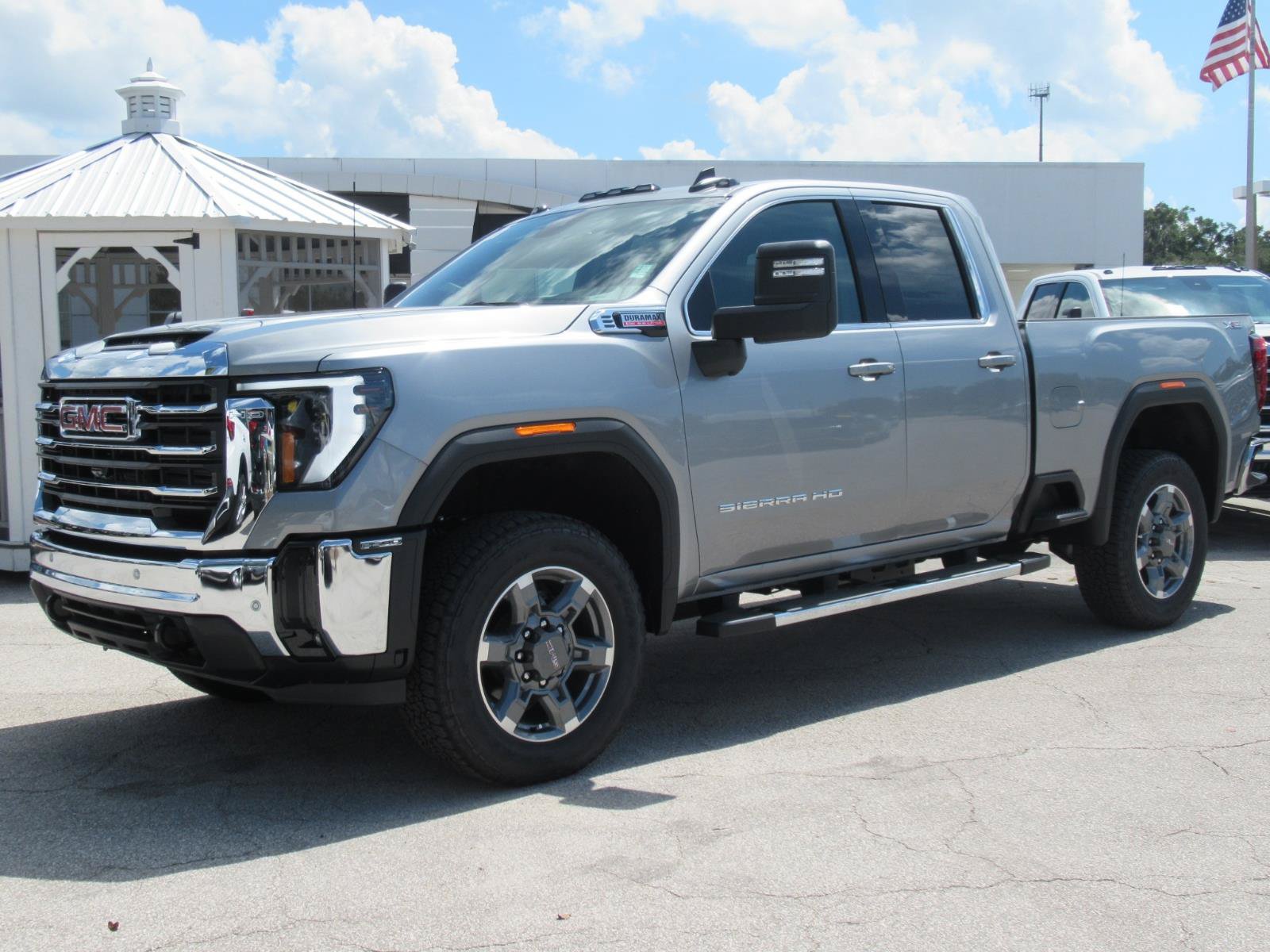 New 2026 GMC Sierra 2500 SLE w/ SLE Value Package; AWD/4WD image 3