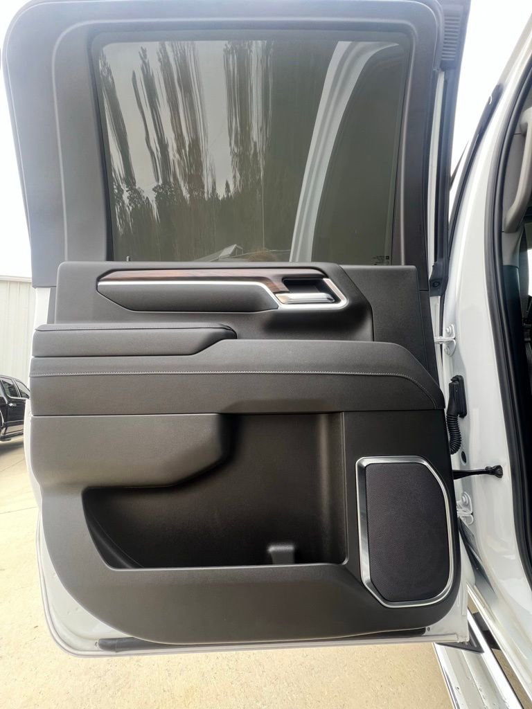 Used 2025 GMC Sierra 2500 SLT w/ SLT Convenience Package image 13