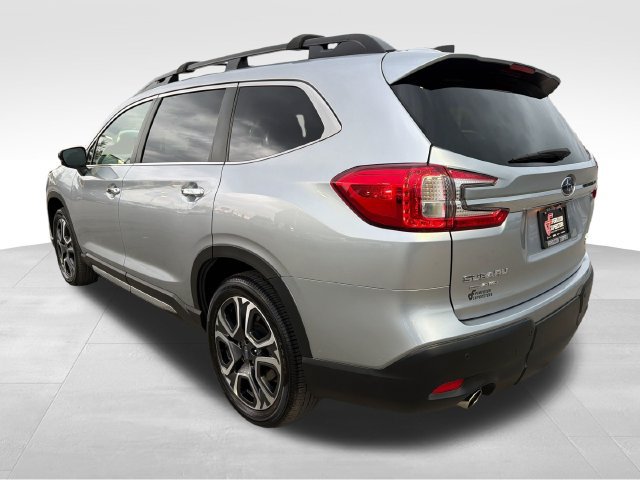 Used 2026 Subaru Ascent Touring AWD/4WD image 5