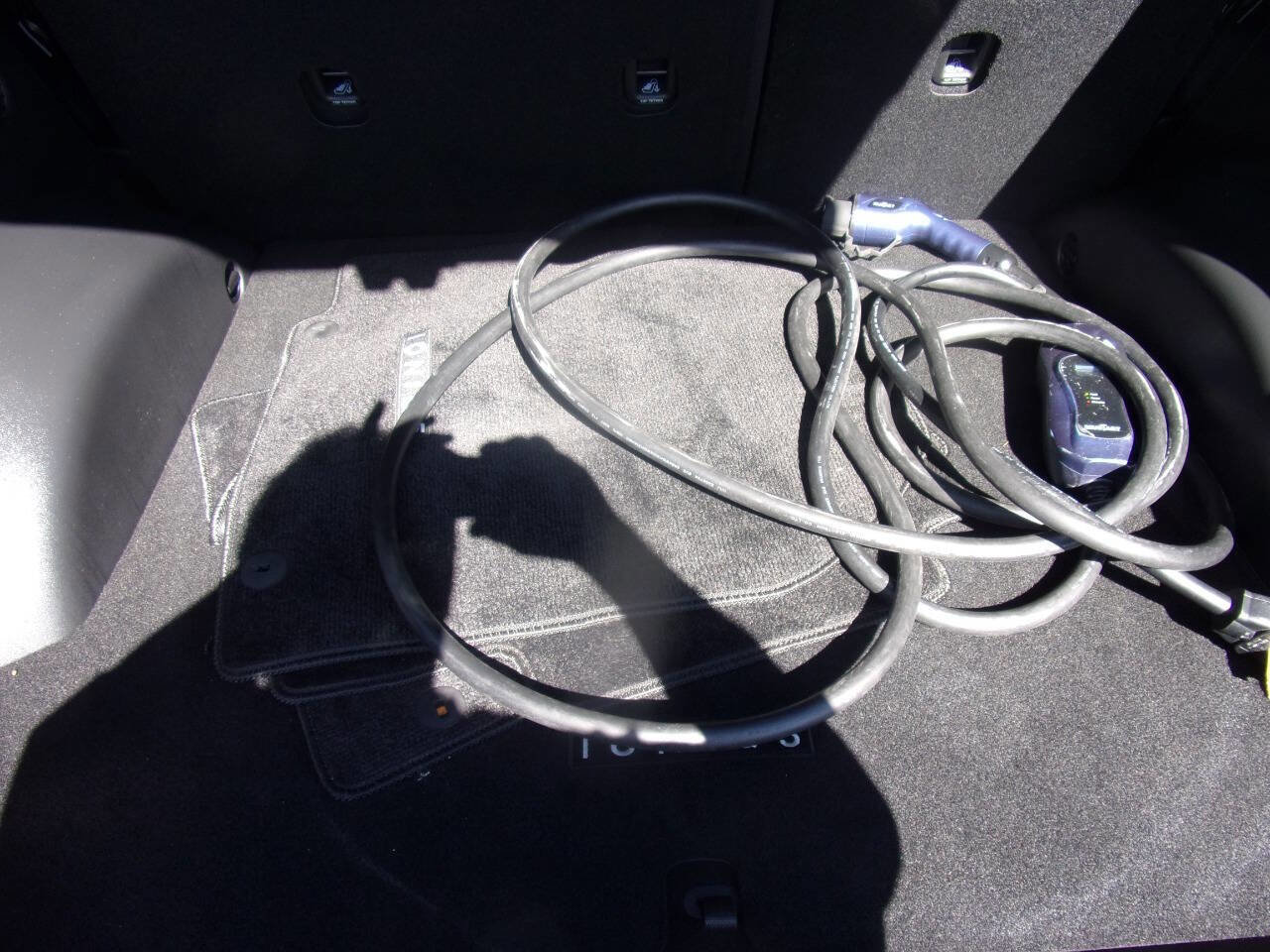 Used 2023 Hyundai Ioniq 5 SE w/ Cargo Package image 16