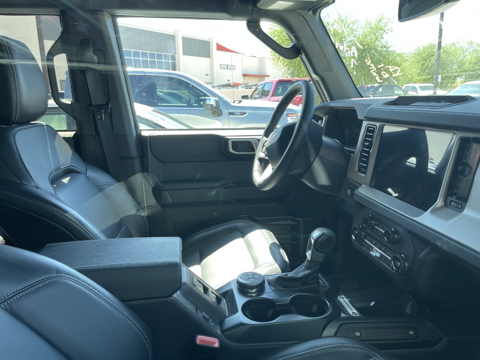 Used 2026 Ford Bronco Outer Banks AWD/4WD image 6
