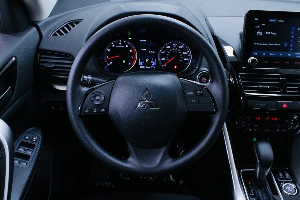 Used 2024 Mitsubishi Eclipse Cross Black Edition image 7