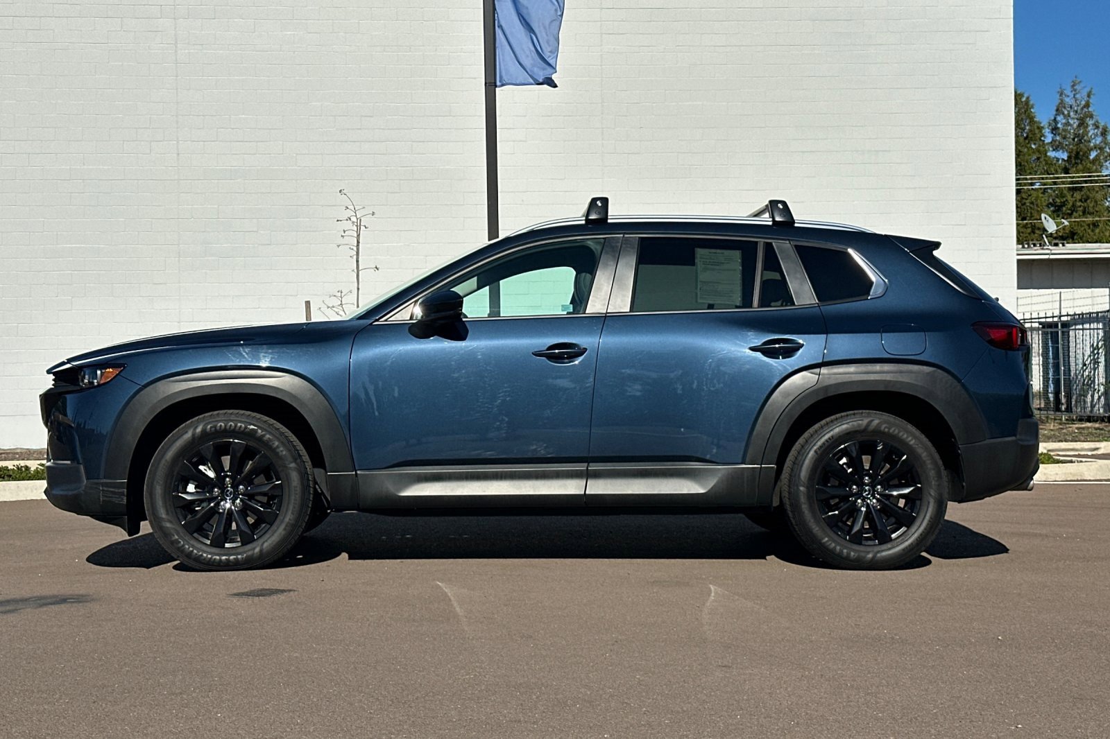 Used 2024 MAZDA CX-50 AWD 2.5 S w/ Cargo Package image 7