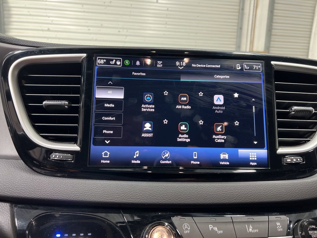 Used 2025 Chrysler Pacifica Select image 31