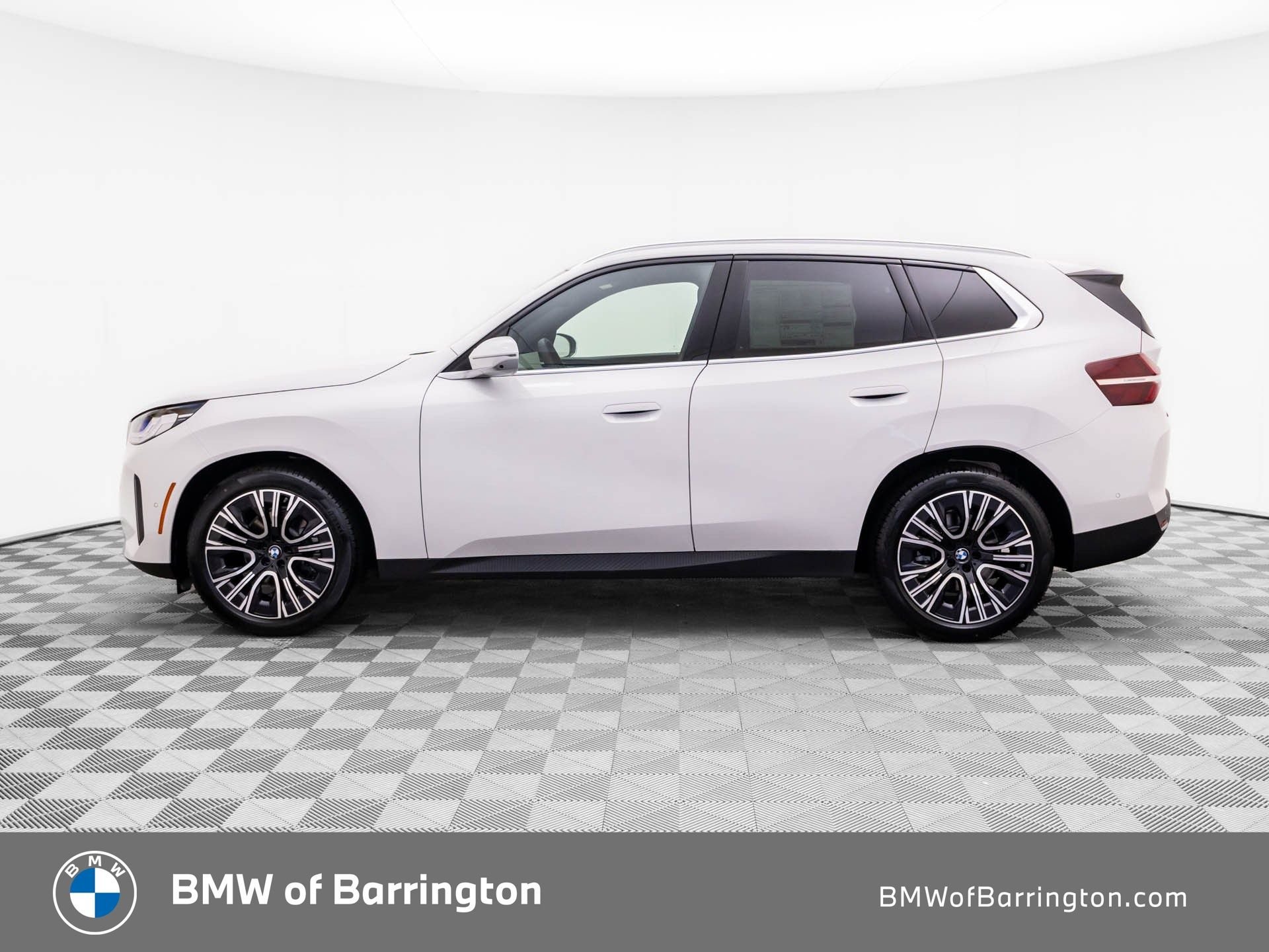 New 2026 BMW X3 xDrive30i w/ Premium Package AWD/4WD image 2