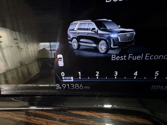 Certified 2022 Cadillac Escalade ESV Premium Luxury AWD/4WD image 15