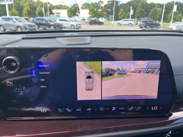 New 2026 Chevrolet Traverse RS w/ LPO, Floor Liner Package FWD image 32