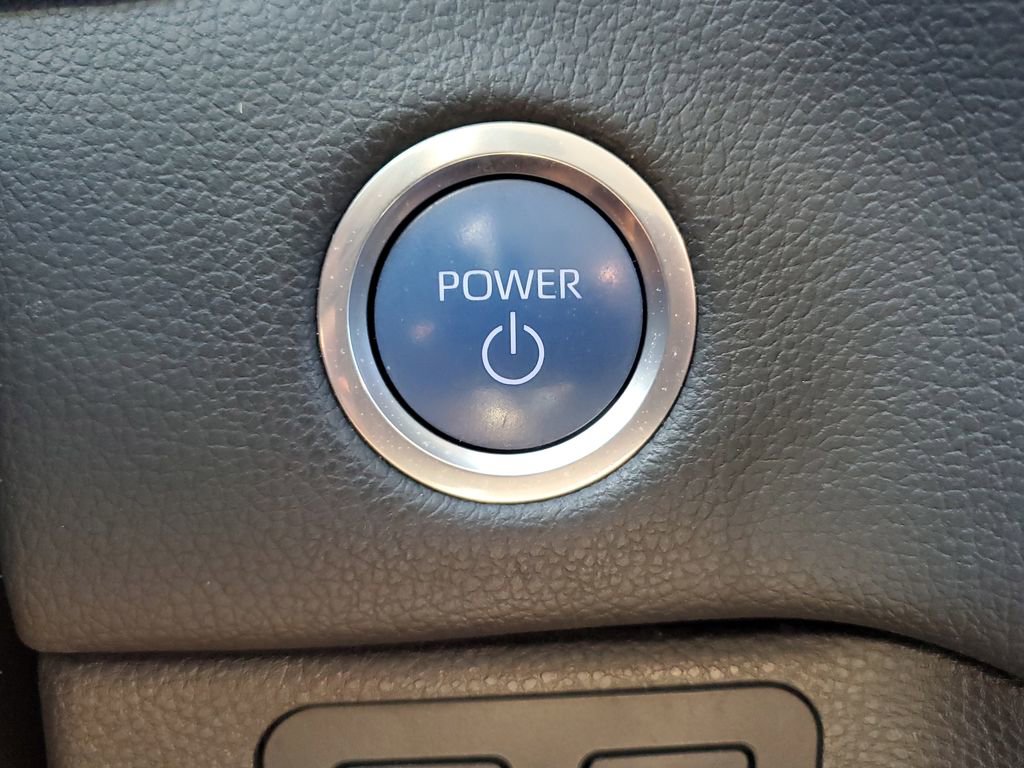 Used 2023 Toyota Tundra Limited image 24