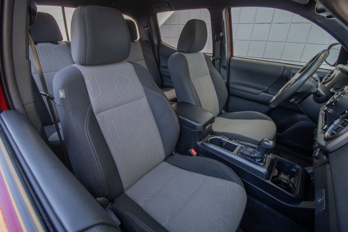 Used 2022 Toyota Tacoma TRD Off-Road image 20