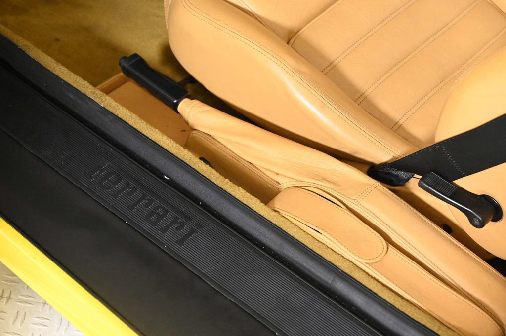 Used 1995 Ferrari F355 Spider image 22