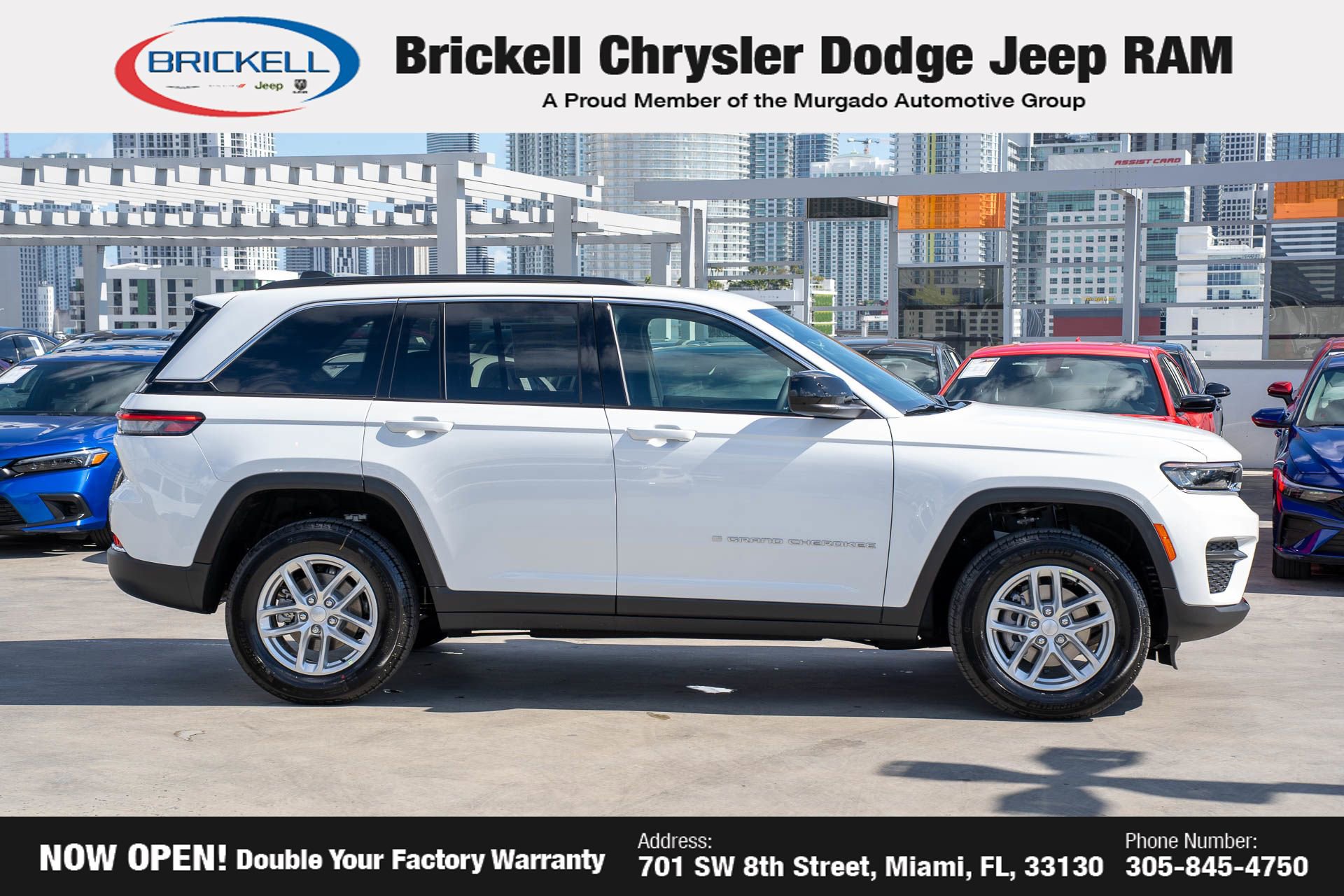 New 2025 Jeep Grand Cherokee Laredo X image 4