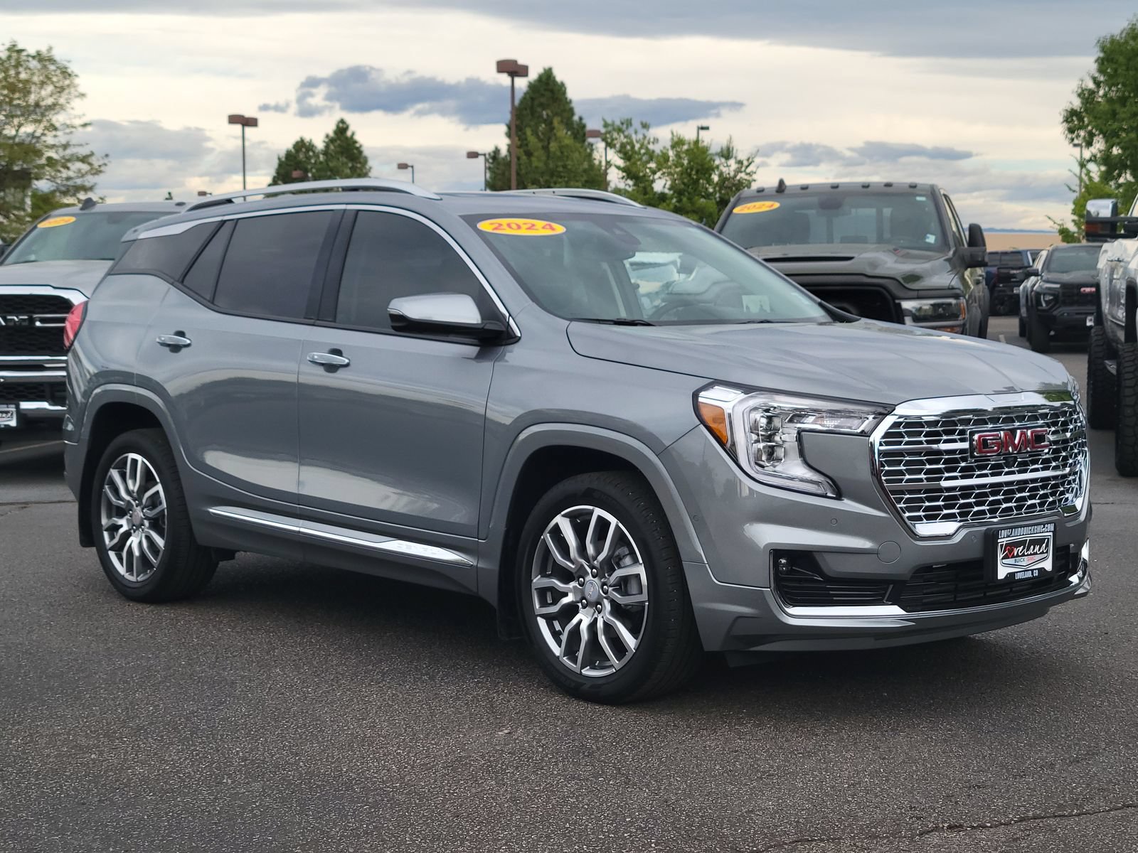 Used 2024 GMC Terrain Denali w/ Denali Premium Package