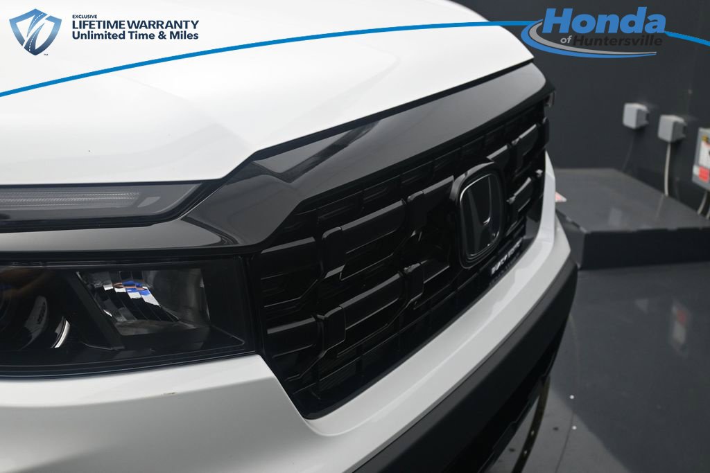New 2026 Honda Ridgeline Black Edition image 17