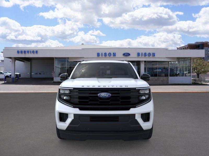 New 2025 Ford Expedition Active image 6