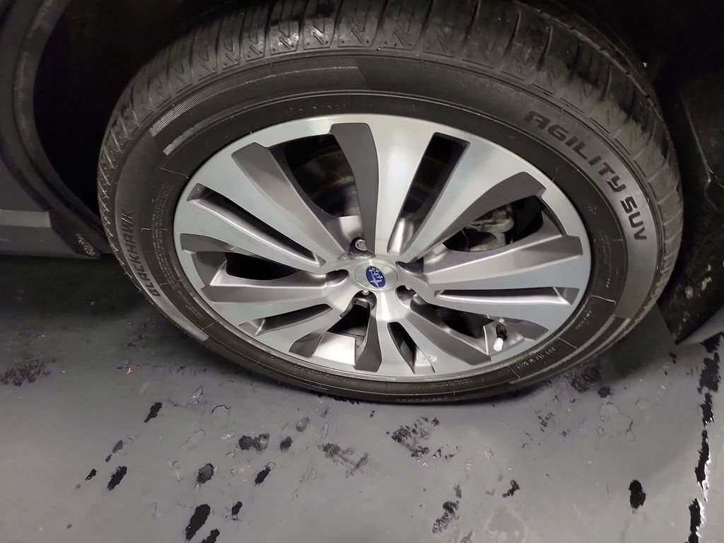 Used 2020 Subaru Ascent Touring w/ Popular Package #2 image 11