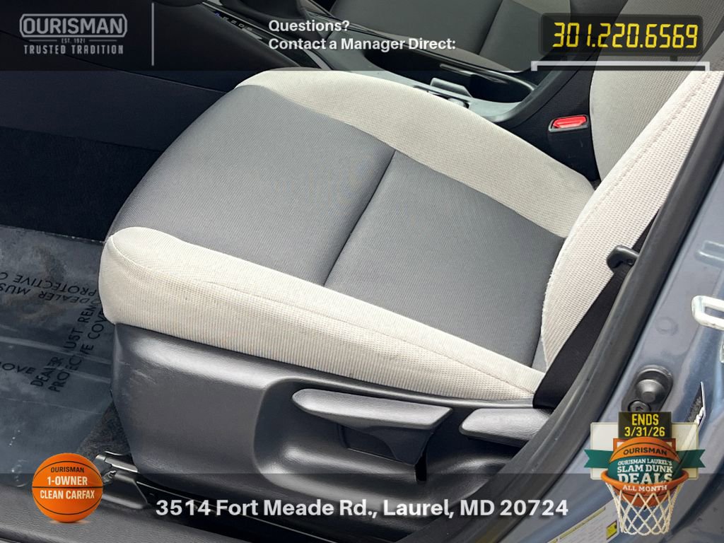 Used 2024 Toyota Corolla LE image 7