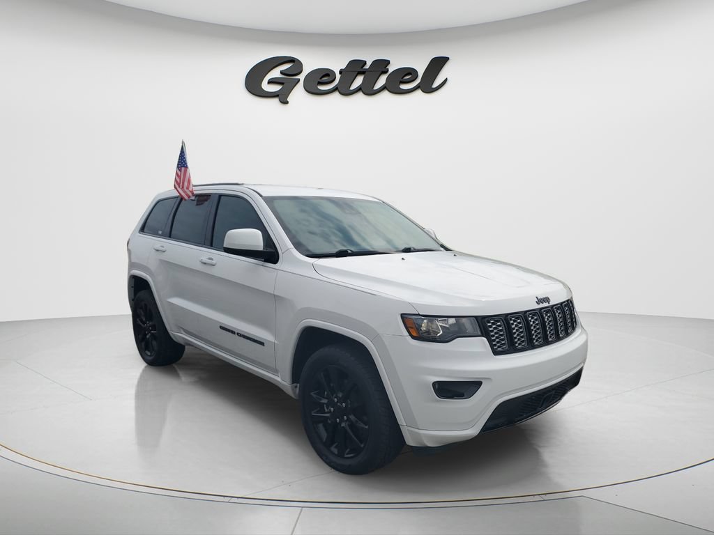 Used 2021 Jeep Grand Cherokee Laredo X RWD image 3
