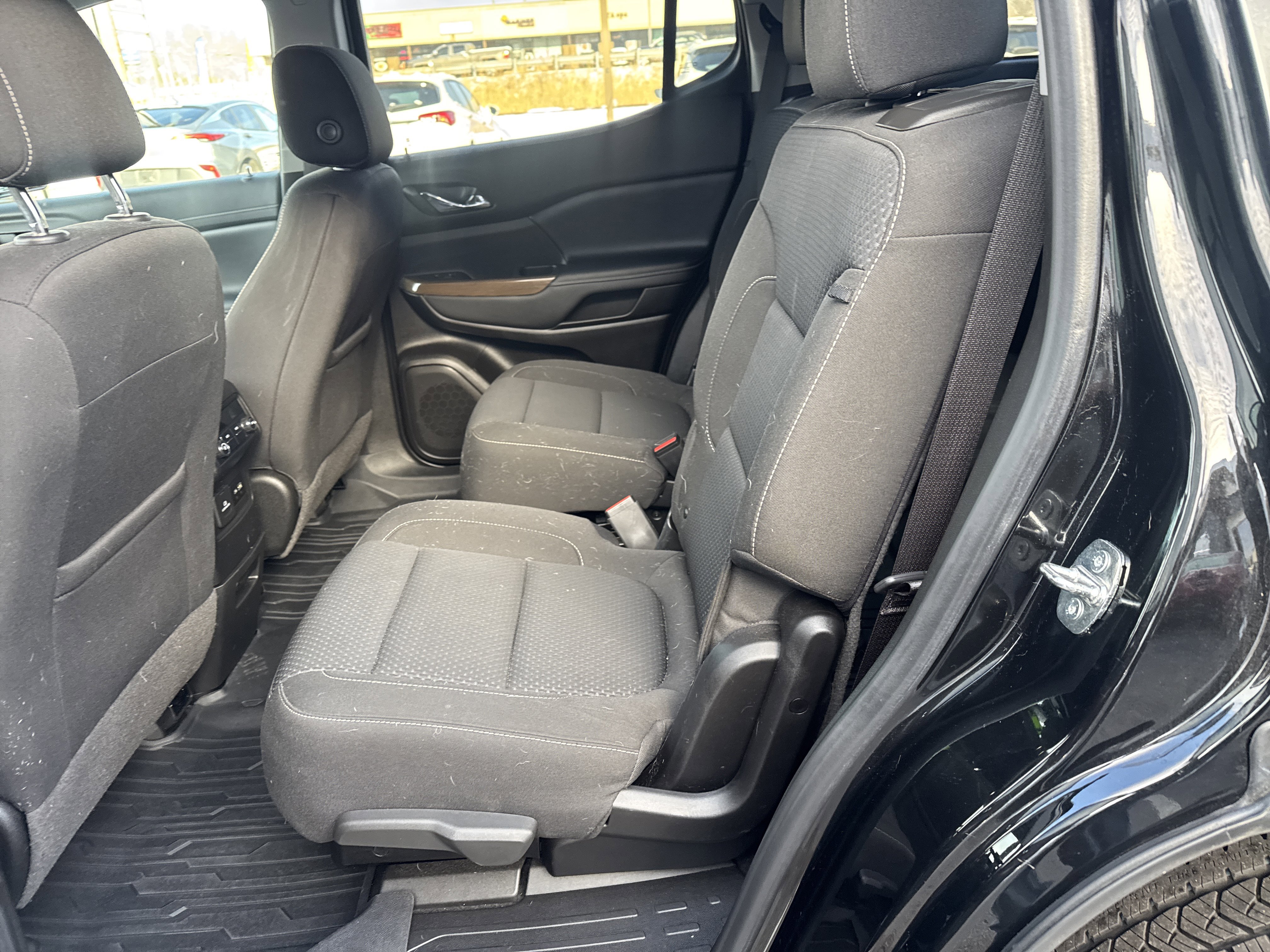 Used 2021 GMC Acadia SLE w/ Driver Convenience Package image 13