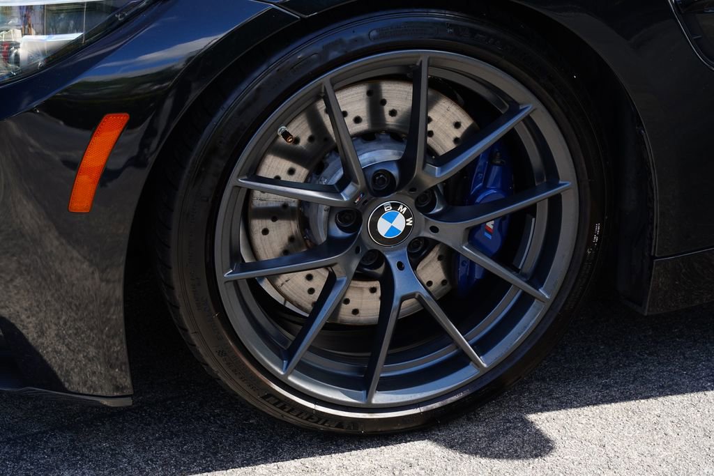 Used 2019 BMW M4 CS w/ Executive Package image 14