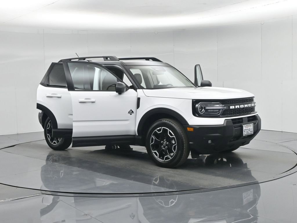 Used 2025 Ford Bronco Sport Outer Banks w/ Outer Banks Tech Package+ image 35