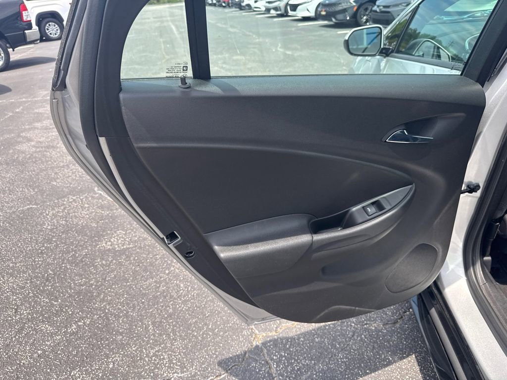 Used 2018 Chevrolet Volt LT FWD image 22