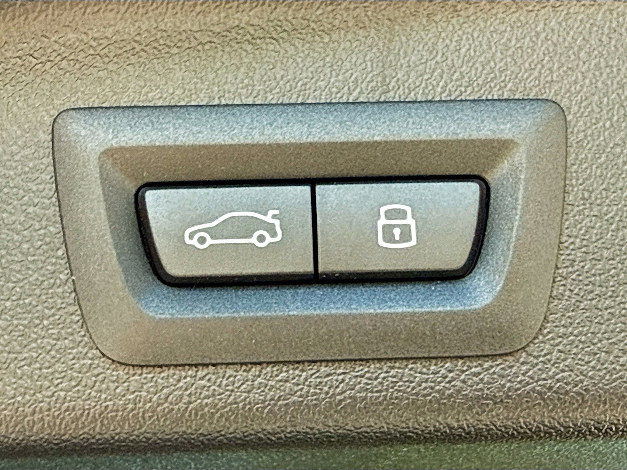 New 2026 BMW X5 xDrive40i w/ M Sport Package image 13