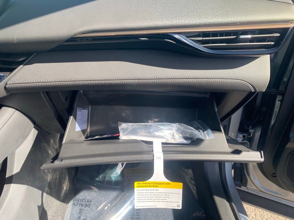 New 2025 Buick Envision Avenir image 32